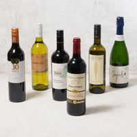 【成城石井はじめてBOX#6】 世界6カ国から成城石井が直輸入!ぶどう品種と産地の違いを楽しむ人気ワイン 赤・白・スパークリング 6本セット 1本あたり1290円!◇◆◇ セット内容 ◇◆◇● 4519490551894 成城石井直輸入 フランス CH ラ・ヴェリエール ルージュ(赤) 750ml● 8033765183352 成城石井直輸入 イタリア ラ ピウマ ペコリーノ(白) 750ml● 8410644210321 成城石井直輸入 スペイン インプルスカヴァブリュットナチュレオーガニック(泡) 750ml● 7804452006596 成城石井直輸入 チリ リベラ・デル・マイポ カベルネソーヴィニヨン(赤)750ml● 9337739000126 成城石井直輸入 オーストラリア 30マイル シラーズ(赤) 750ml● 4953762592220 成城石井直輸入 南アフリカ イムブコ シュナンブラン(白) 750ml計6点