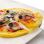成城石井自家製 自家製2種サラミとイタリア産スモークプロボローネのピザ 1枚 | D+2