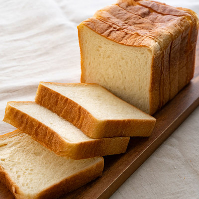国産小麦粉と米粉のもっちり食パン | D+2 / 消費期限：発送日より2日間
